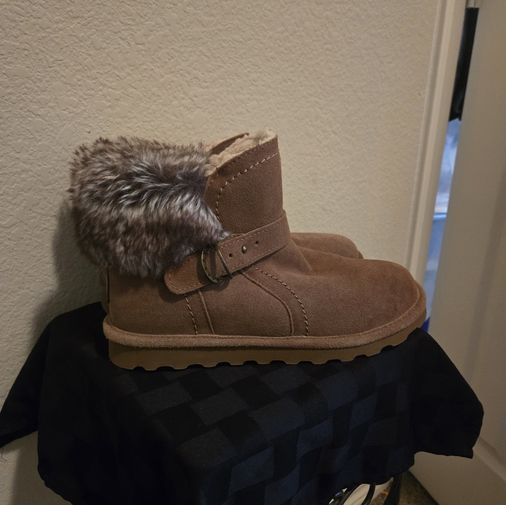 Bearpaw Brown Fur-Lined Ankle Boots